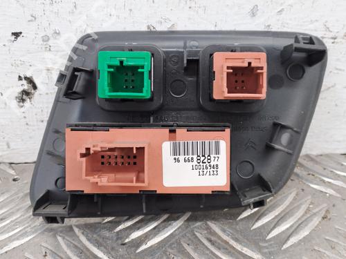 electronic-module-citroen-ds4-nx_-2011-2012-2013-2014-2015-38672008 main image