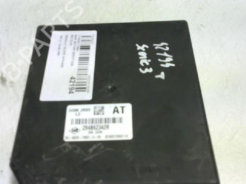 Used Fuse box Fuse box 38662987 38662987