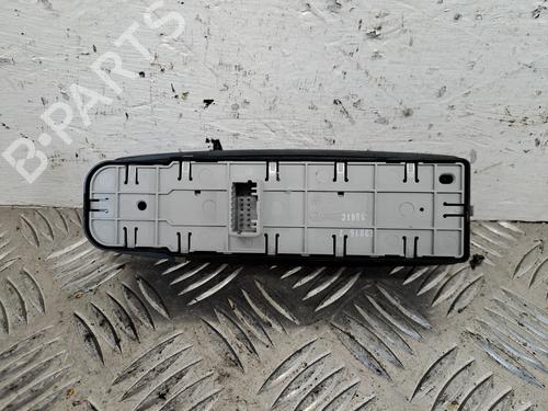 Left front window switch RENAULT MEGANE III Hatchback (BZ0/1_, B3_) 1.5 dCi (BZ09, BZ0D, BZ1W, BZ29, BZ14) | BP38671947I27 - Image 2