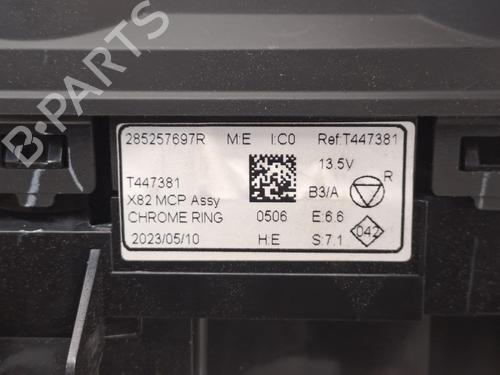 Used Climate control Climate control 38672561 38672561