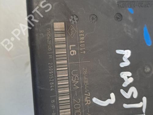 Used Fuse box Fuse box 38716647 38716647