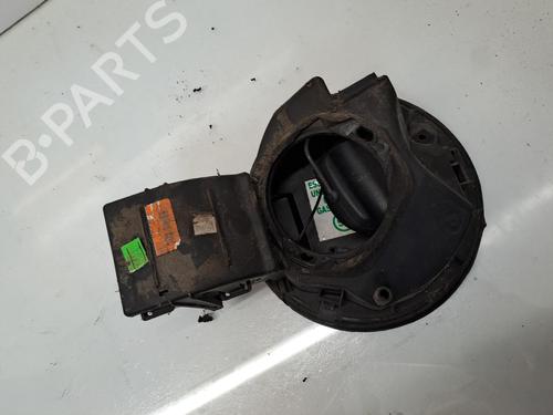 fuel-flap-renault-clio-iv-bh_-2012-2013-2014-2015-2016-2017-2018-2019-2020-2021-39520945 main image