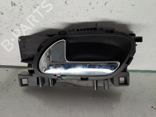 Used Front left interior door handle Front left interior door handle 38666152 38666152