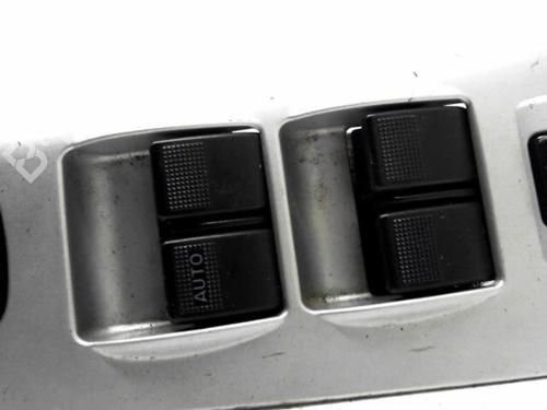 Used Left front window switch Left front window switch 38653551 38653551
