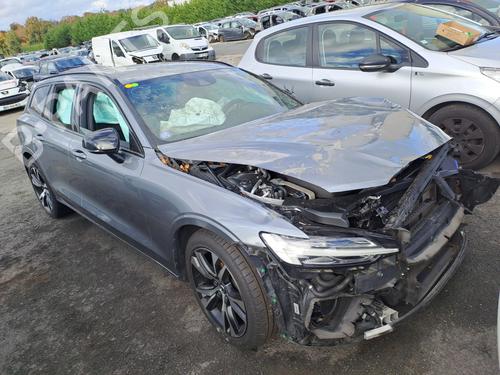 Fælk VOLVO V60 II (225) T8 Plug-in Hybrid AWD | BP38670511C45 - Image 15