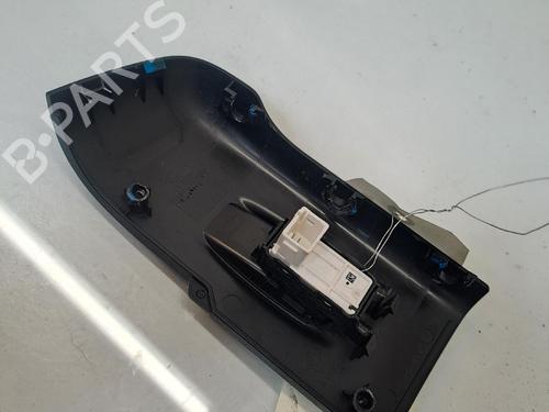 Used Right front window switch Right front window switch 39022622 39022622