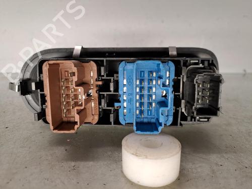 Used Left front window switch Left front window switch 38665992 38665992