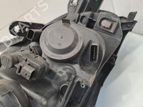 Used Left headlight Left headlight RENAULT CLIO III (BR0/1, CR0/1) 1.5 dCi (BR17, CR17) (86 hp) 40160480 40160480