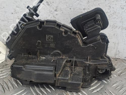 front-left-lock-vw-golf-vii-5g1-bq1-be1-be2-2012-2013-2014-2015-2016-2017-2018-2019-2020-2021-38671859 main image
