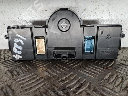 AC-Styringsenhed/Manøvreenhed AC-Styringsenhed/Manøvreenhed 38670363 38670363