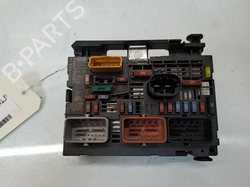 Used Fuse box Fuse box PEUGEOT 308 I (4A_, 4C_) 2.0 HDi (136 hp) 40203627 40203627