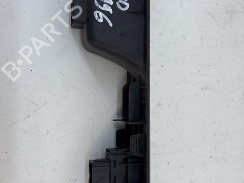 Right front window switch CITROËN DS3 (SA_) 1.6 HDi 90 | BP38668211I26 - Image 2