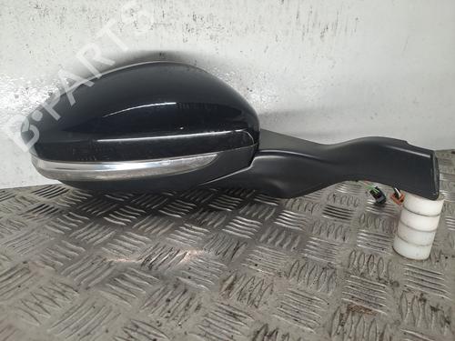 Used Right mirror Right mirror 38669421 38669421