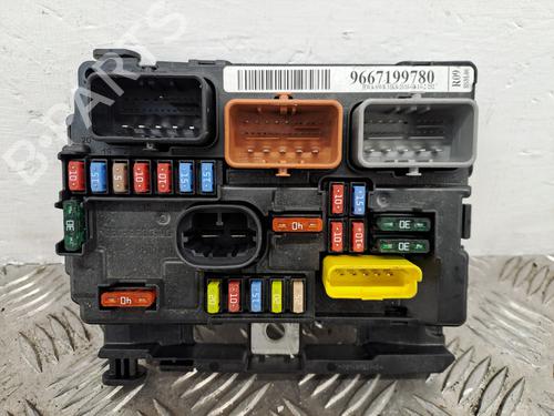 Fuse box CITROËN C3 II (SC_) 1.4 HDi 70 (SC8HZC, SC8HR0, SC8HP4) | BP38671190E1 - Image 2