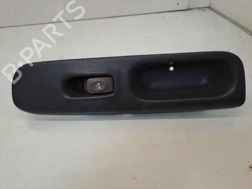 Used Right front window switch Right front window switch RENAULT TWINGO I (C06_) 1.2 (C066, C068) (58 hp) 39537110 39537110