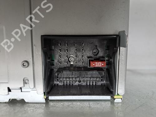 Used Radio Radio 38667000 38667000