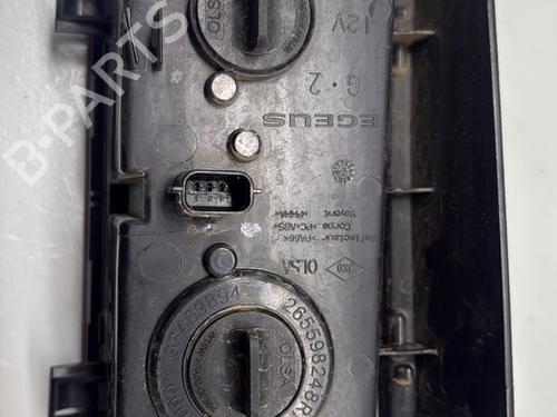 reverse-light-nissan-primastar-van-x82-2021-38670845 main image