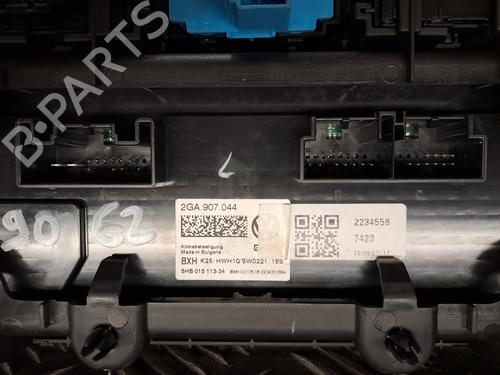 climate-control-vw-t-roc-a11-d11-2017-38670594 main image