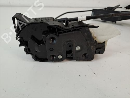 front-left-lock-renault-megane-iv-hatchback-b9amn_-2015-38666740 main image