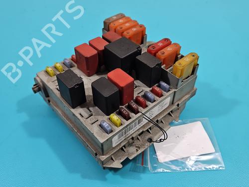 Used Fuse box Fuse box 38119046 38119046