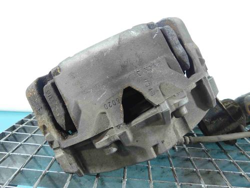 Used Right front brake caliper Right front brake caliper 37892794 37892794