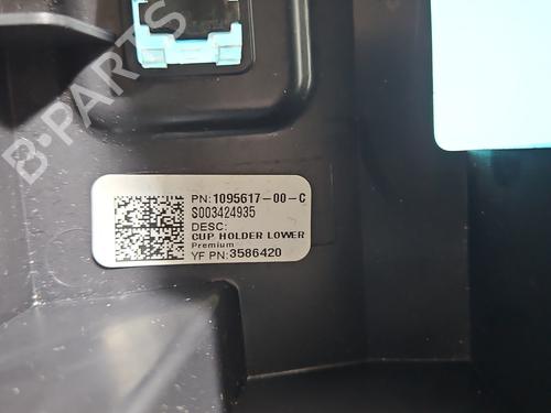 Portavasos/Objetos TESLA MODEL 3 (5YJ3) | BP38128066I37 - Image 3