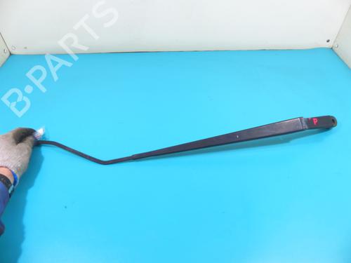 Used Front windshield wiper arm Front windshield wiper arm 37884066 37884066