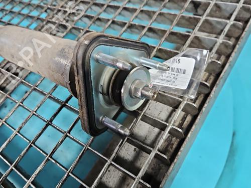 Left rear shock absorber LEXUS IS III (_E3_) 300h (AVE30_, AVE30R) | BP38143028M18 - Image 2