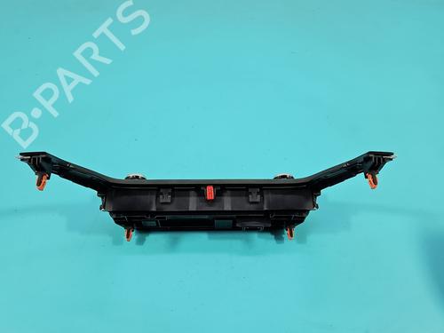 Climate control TOYOTA COROLLA Saloon (_E21_) 1.8 VVTi Hybrid (ZWE219) | BP37848889I5 - Image 3