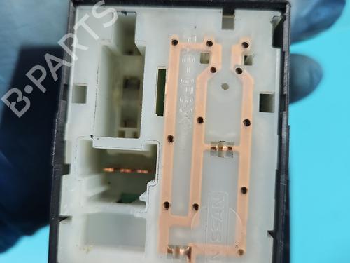 Switch INFINITI FX 35 All-wheel Drive | BP38130047I30 - Image 13