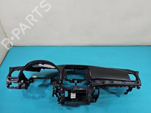 dashboard-mazda-6-saloon-gj-gl-2012-38135673 main image