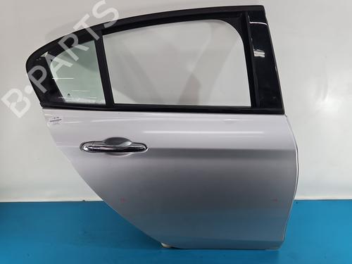 right-rear-door-fiat-tipo-saloon-356_-357_-2015-37845541 main image