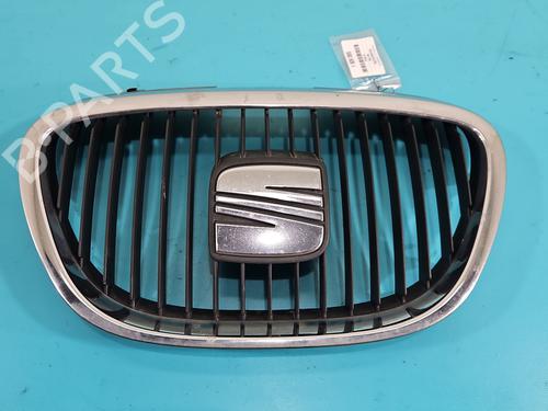Used Grille Grille 38144211 38144211