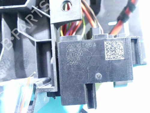 Fuse box SEAT IBIZA V (KJ1, KJG) 1.0 TSI | BP38115326E1 - Image 5