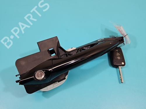 front-left-exterior-door-handle-hyundai-i30-gd-2011-38132817 main image