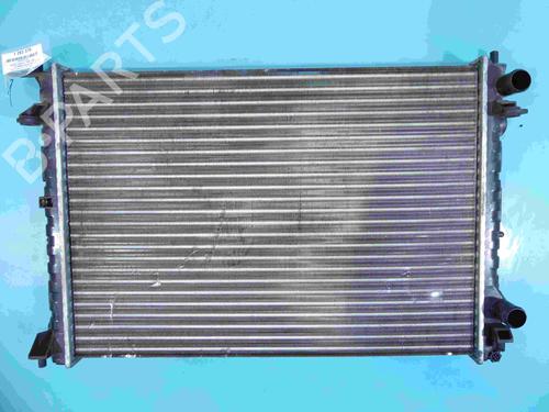 Used Water radiator Water radiator 37806466 37806466