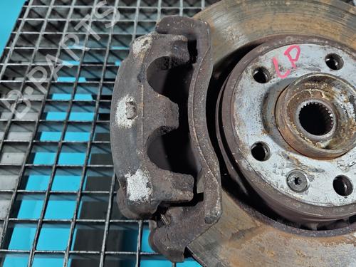 Venstre bremsekaliber foran Venstre bremsekaliber foran OPEL VIVARO A Van (X83) 1.9 DTI (F7) (101 hp) 39747734 39747734