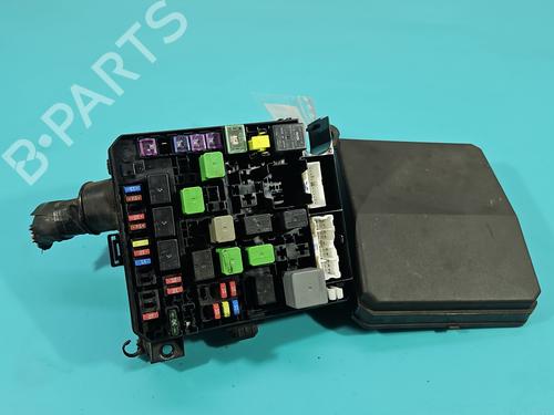 Used Fuse box Fuse box 38139370 38139370