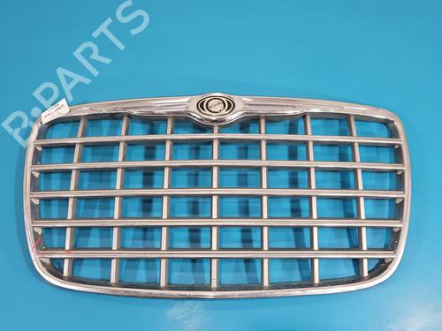 grille-chrysler-300c-lx-le-2004-37847661 main image