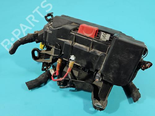 Fuse box INFINITI Q30 | BP38135240E1 - Image 2