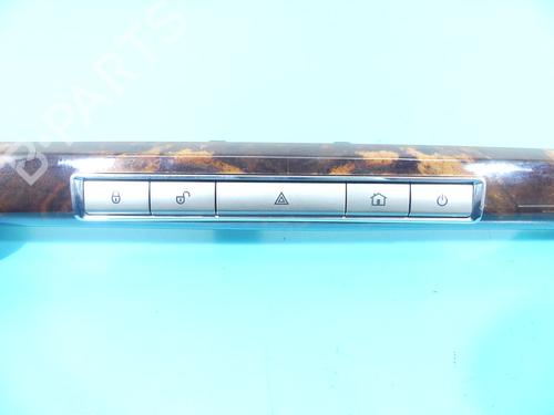 warning-switch-jaguar-xf-i-x250-2008-2009-2010-2011-2012-2013-2014-2015-37876811 main image