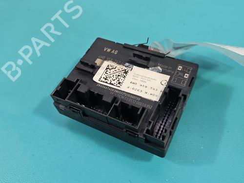 Used Electronic module Electronic module AUDI A8 D4 (4H2, 4H8, 4HC, 4HL) 2.0 TFSI hybrid (245 hp) 37843081 37843081