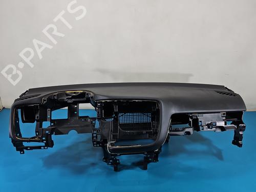 Used Dashboard Dashboard 38048930 38048930