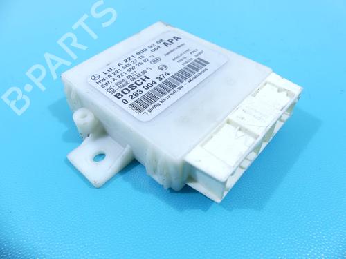 electronic-module-mercedes-benz-s-class-w221-v221-2005-2006-2007-2008-2009-2010-2011-2012-2013-37891708 main image