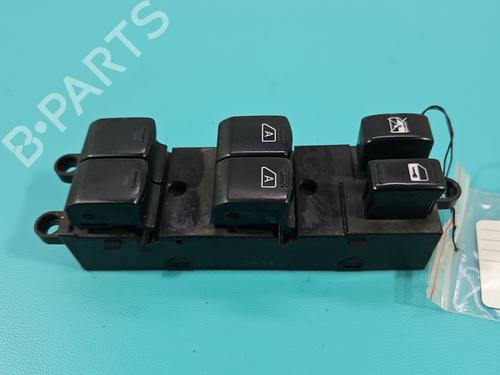 Switch INFINITI FX 35 All-wheel Drive | BP38139997I30 - Image 2