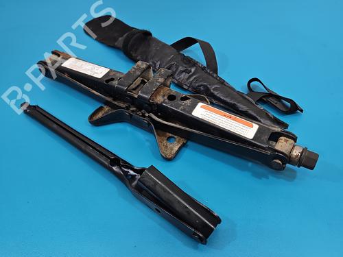 jack-kit-chevrolet-captiva-c100-c140-2006-37859419 main image