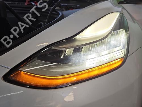 venstre-forlygte-tesla-model-3-5yj3-2017-38127754 main image