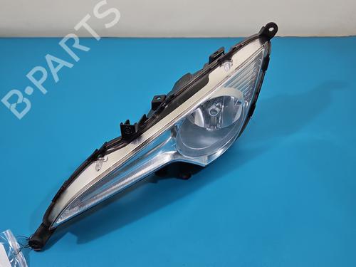Used Left front fog light Left front fog light 38150632 38150632