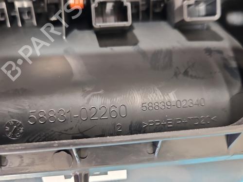 Armrest / Center console TOYOTA COROLLA Saloon (_E21_) 1.6 VVTi (ZRE210) | BP40015120I20 - Image 13