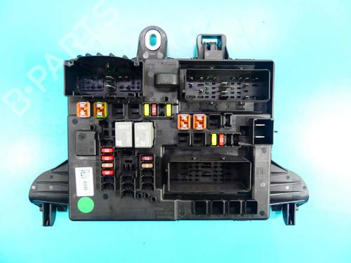 Used Fuse box Fuse box 37888915 37888915